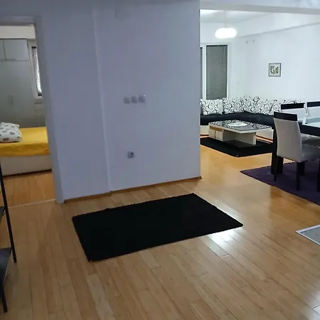 Citycenter Nest, 400m Far From The Apartment Ohrid